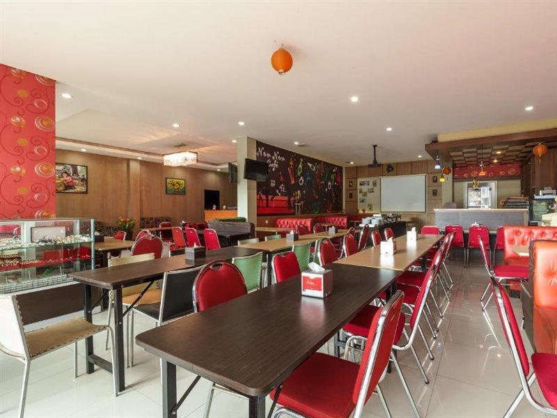 Reddoorz Plus Near Sangkareang Park Mataram Zewnętrze zdjęcie